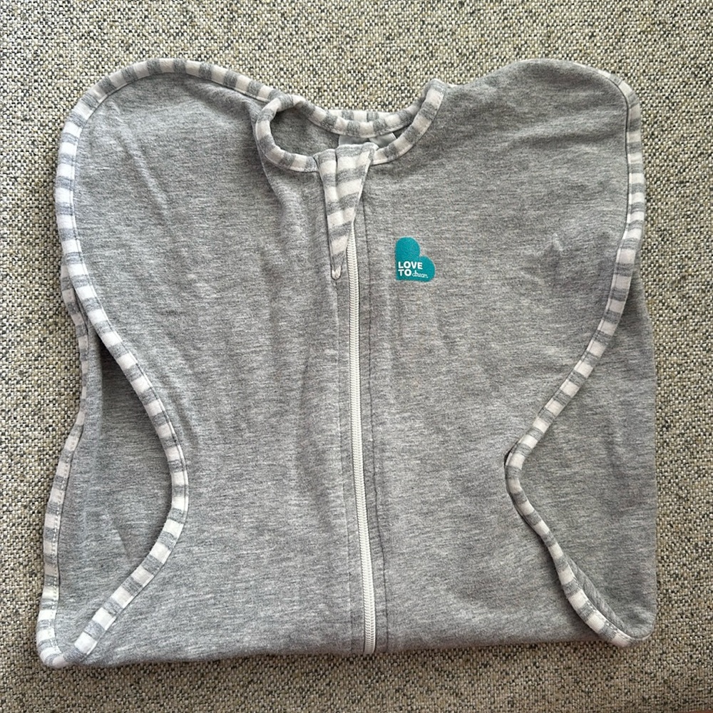 Small love to dream swaddle up